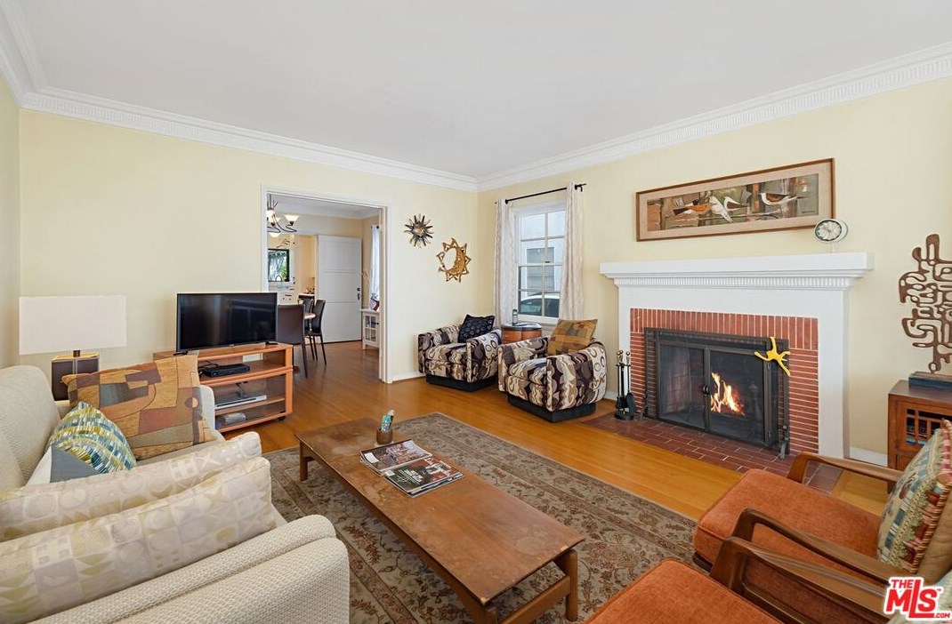 1717 Preuss Rd, Los Angeles CA  90035-4311 exterior