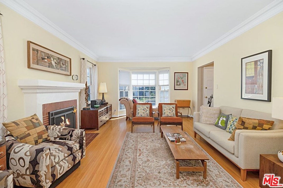 1717 Preuss Rd, Los Angeles CA  90035-4311 exterior