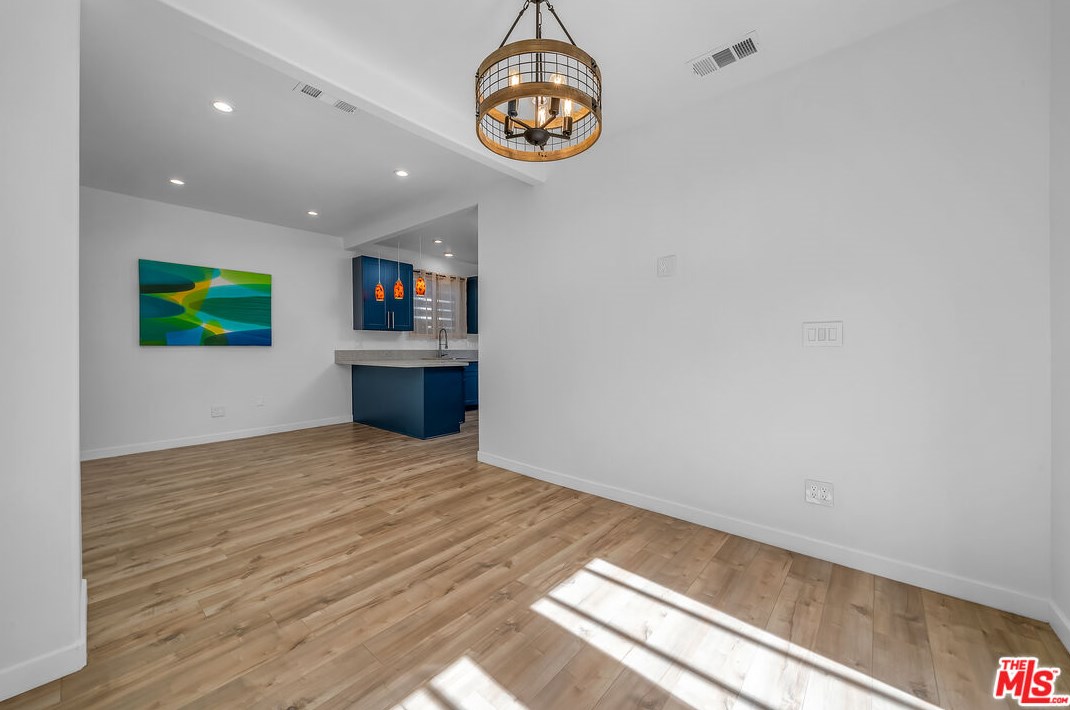 1238 Virgil Ave, Los Angeles CA  90029-2018 exterior