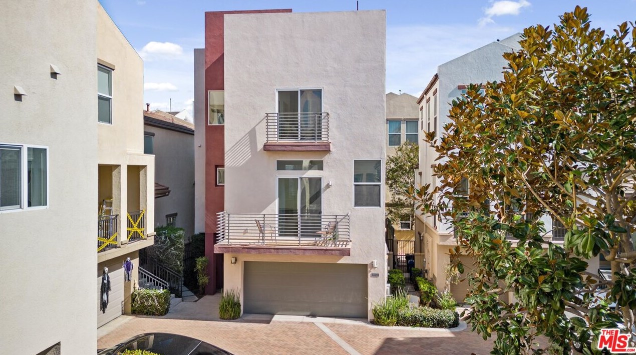 6682 Para Way, Los Angeles, CA 90094-2620