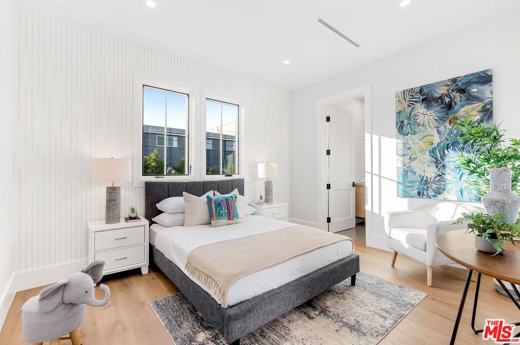 1773 Preuss Rd, Los Angeles CA  90035-4311 exterior