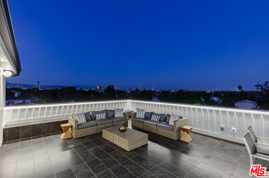1773 Preuss Rd, Los Angeles CA  90035-4311 exterior