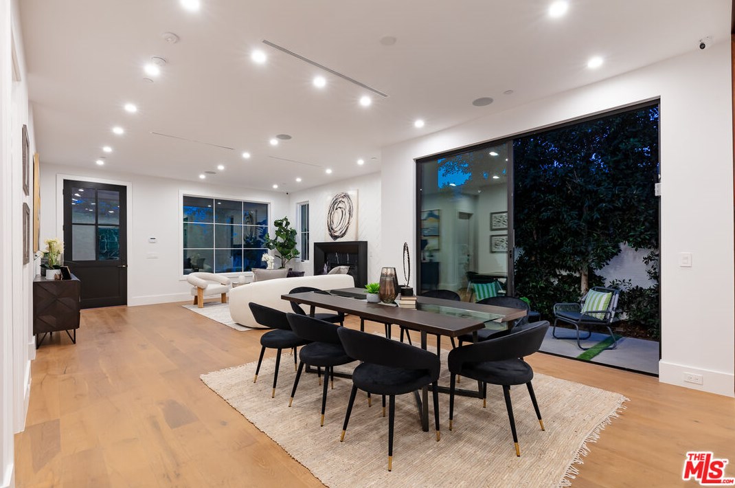 1773 Preuss Rd, Los Angeles CA  90035-4311 exterior