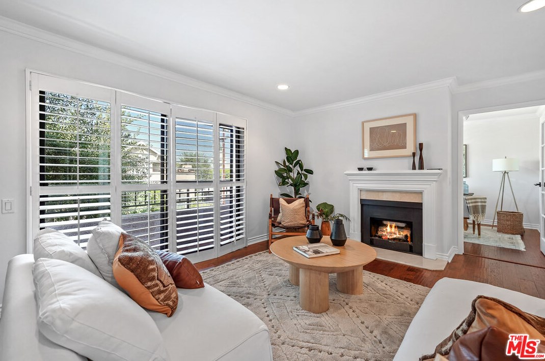 4370 Troost Ave #201, North Hollywood, CA 91604