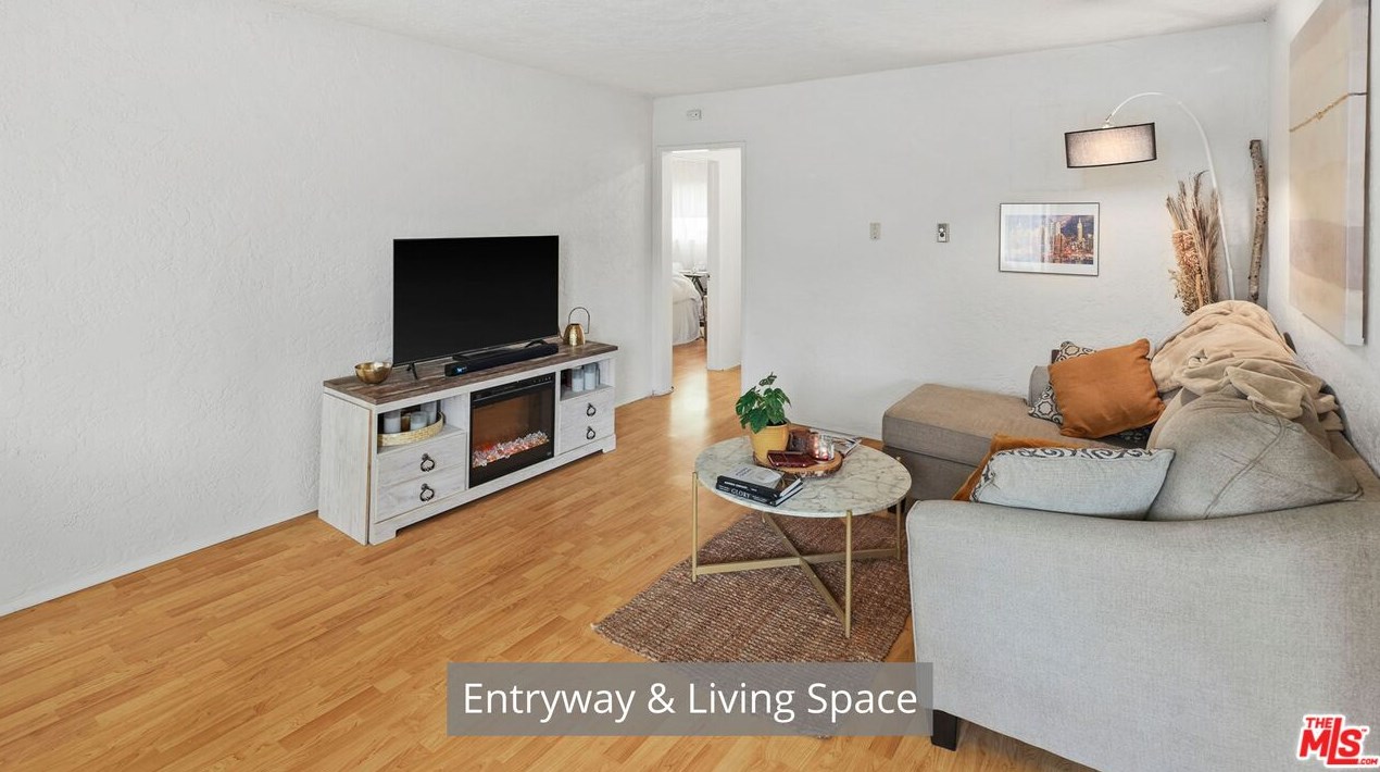 901 Linden Ave #18, Long Beach, CA 90813