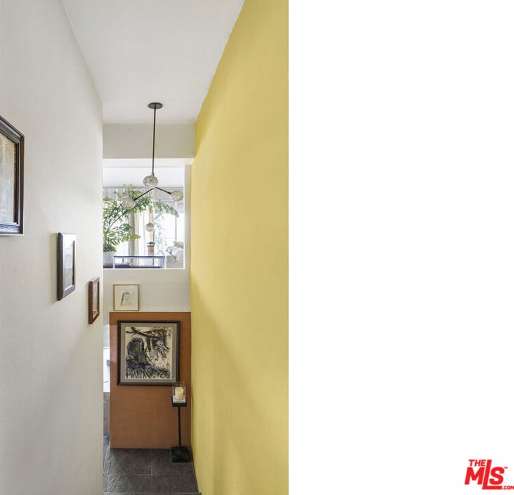 2352 Silver Ridge Ave, Los Angeles CA  90039-3646 exterior