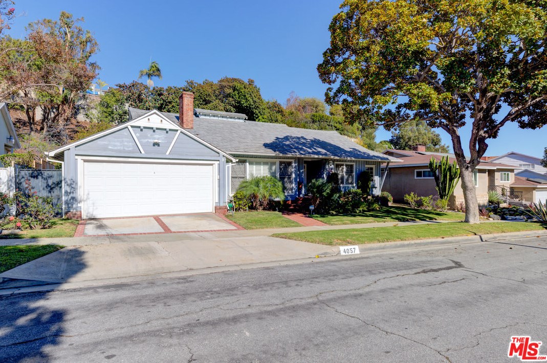 4057 Fairway Blvd, Los Angeles, CA 90043-1138