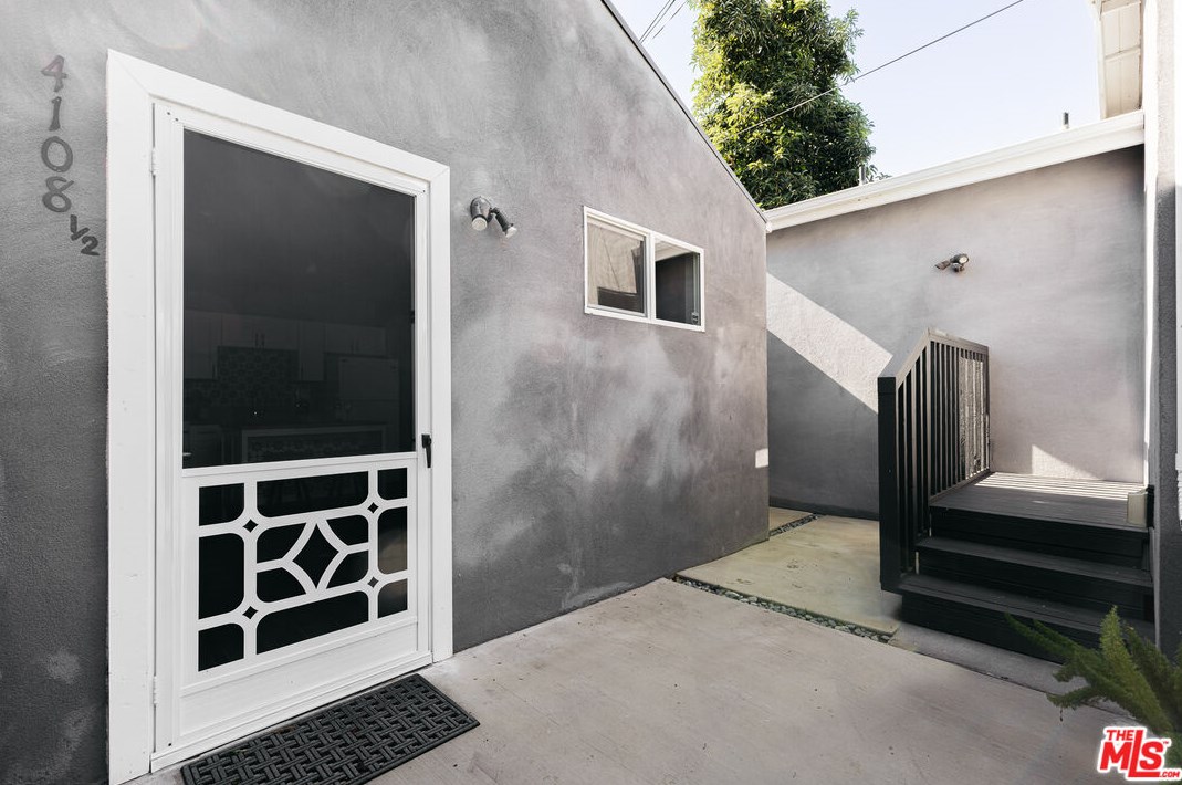 4108 Normal Ave, Los Angeles CA  90029-2908 exterior
