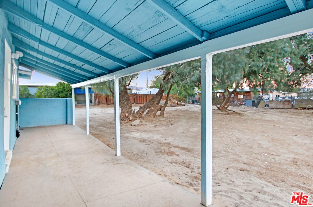 17136 Keith St, North Palm Springs, CA 92258