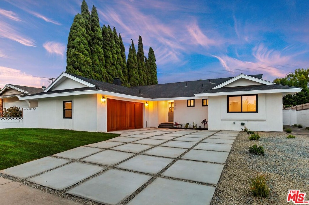 13522 Loretta Dr, Tustin, CA 92780