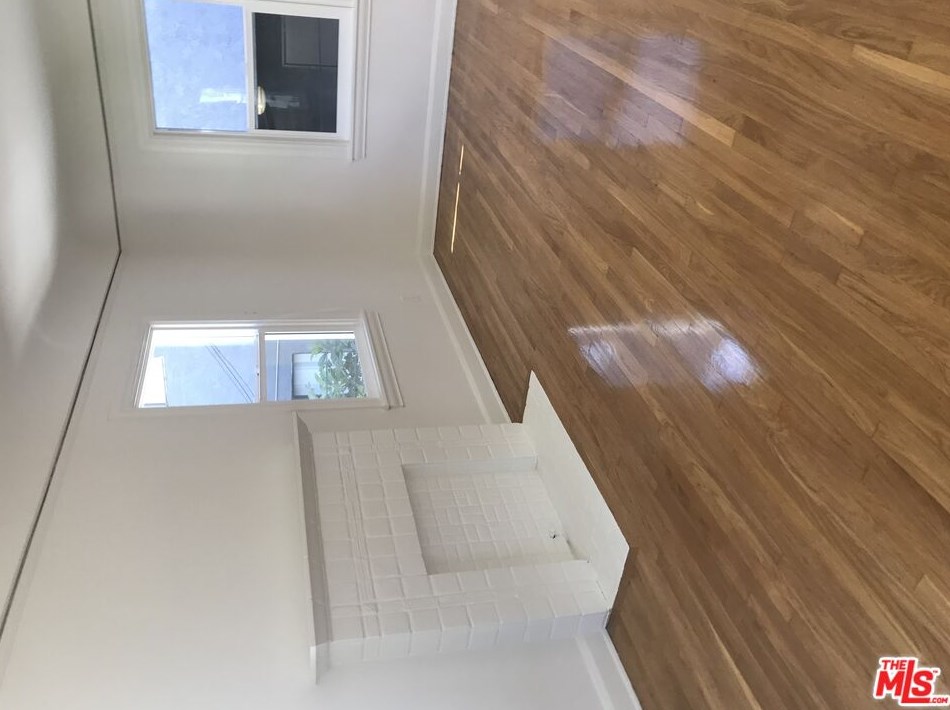 1445 N Alta Vista, Los Angeles, CA 90046