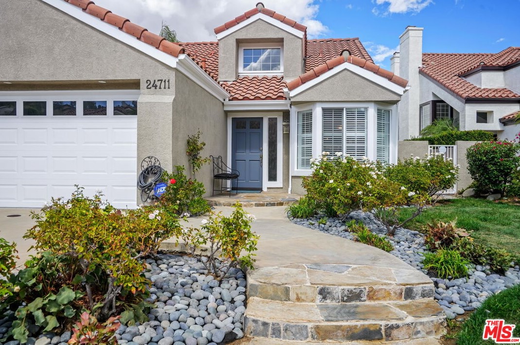 24711 Calle Serranona, Calabasas, CA 91302-3016