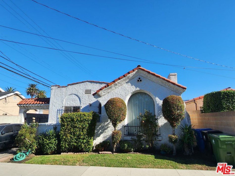 4811 Westhaven St, Los Angeles, CA 90016-3523