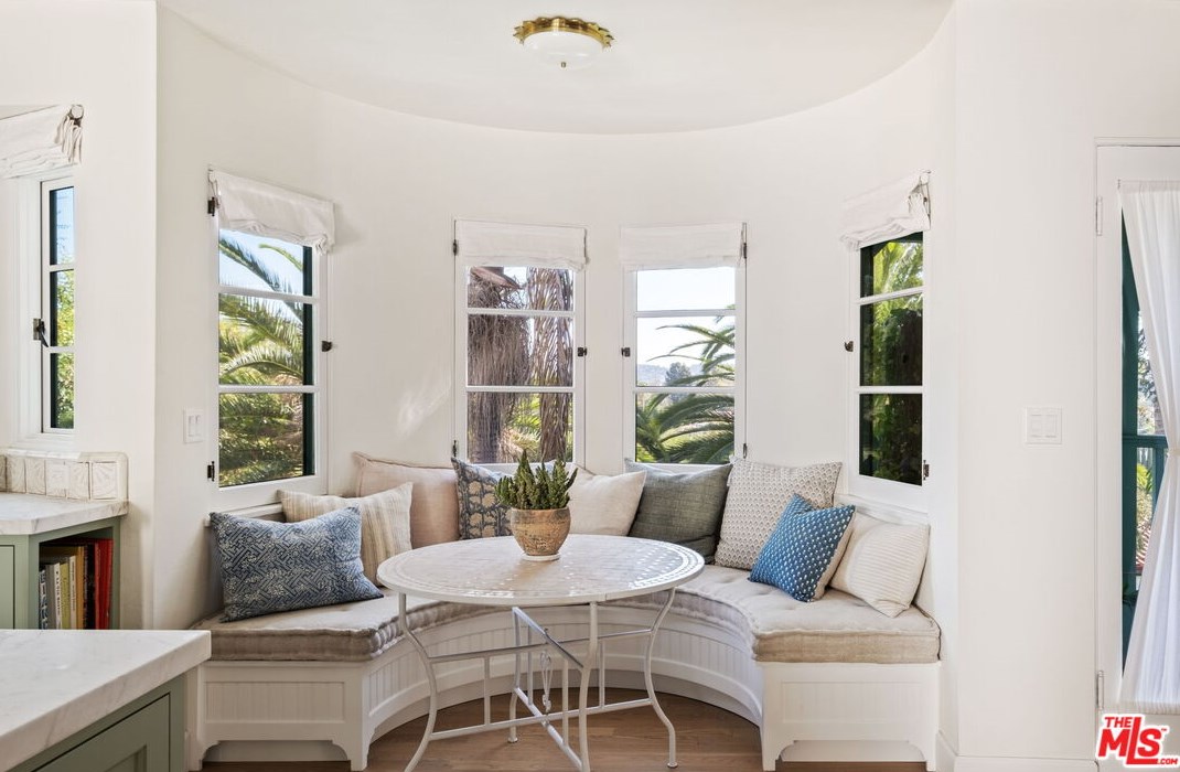 2466 Moreno Dr, Los Angeles CA  90039-2640 exterior