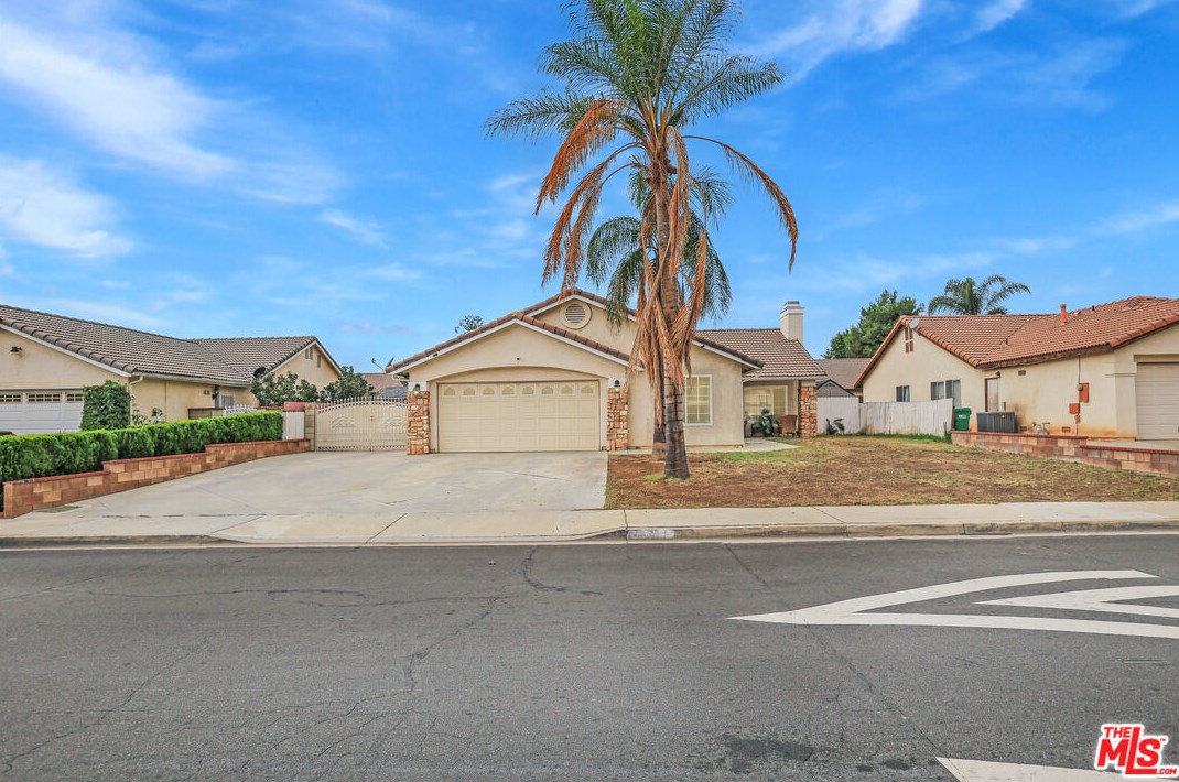 14361 Rio Bravo Rd, Moreno Valley, CA 92553-4451