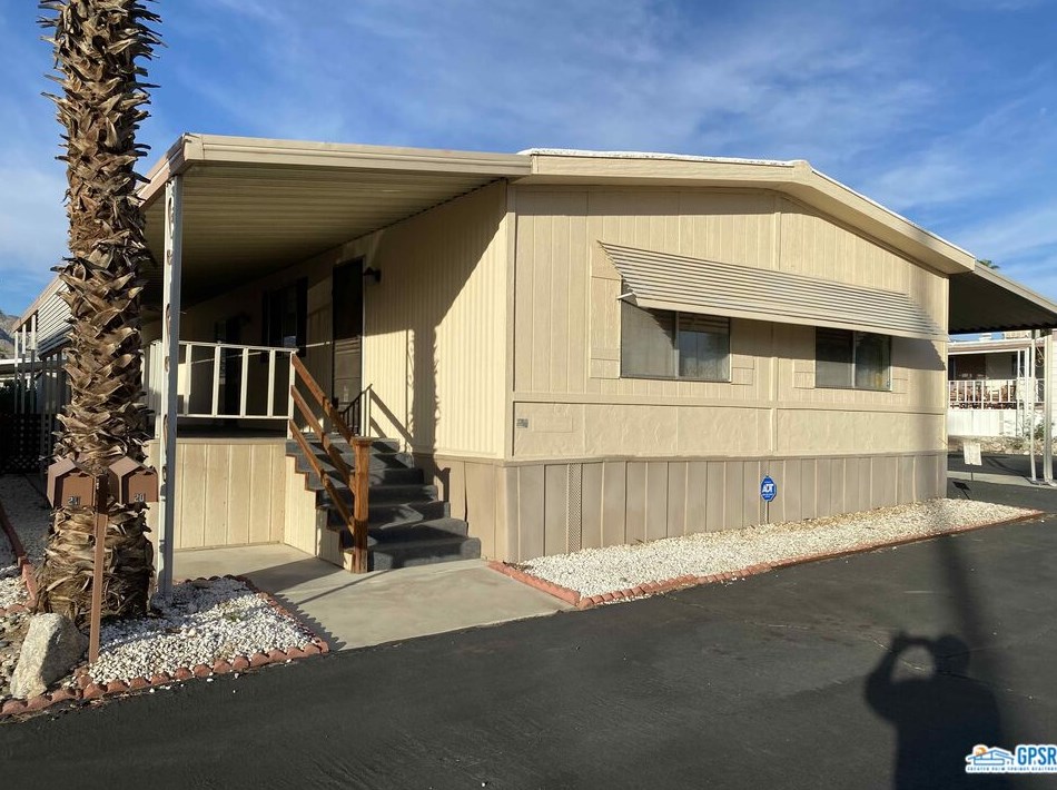 18555 Roberts Rd #20, Desert Hot Springs, CA 92241