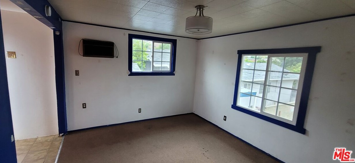 2659 Thorpe Ave, Los Angeles CA  90065-1127 exterior