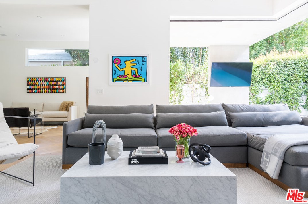 721 Vista St, Los Angeles, CA 90046-7516