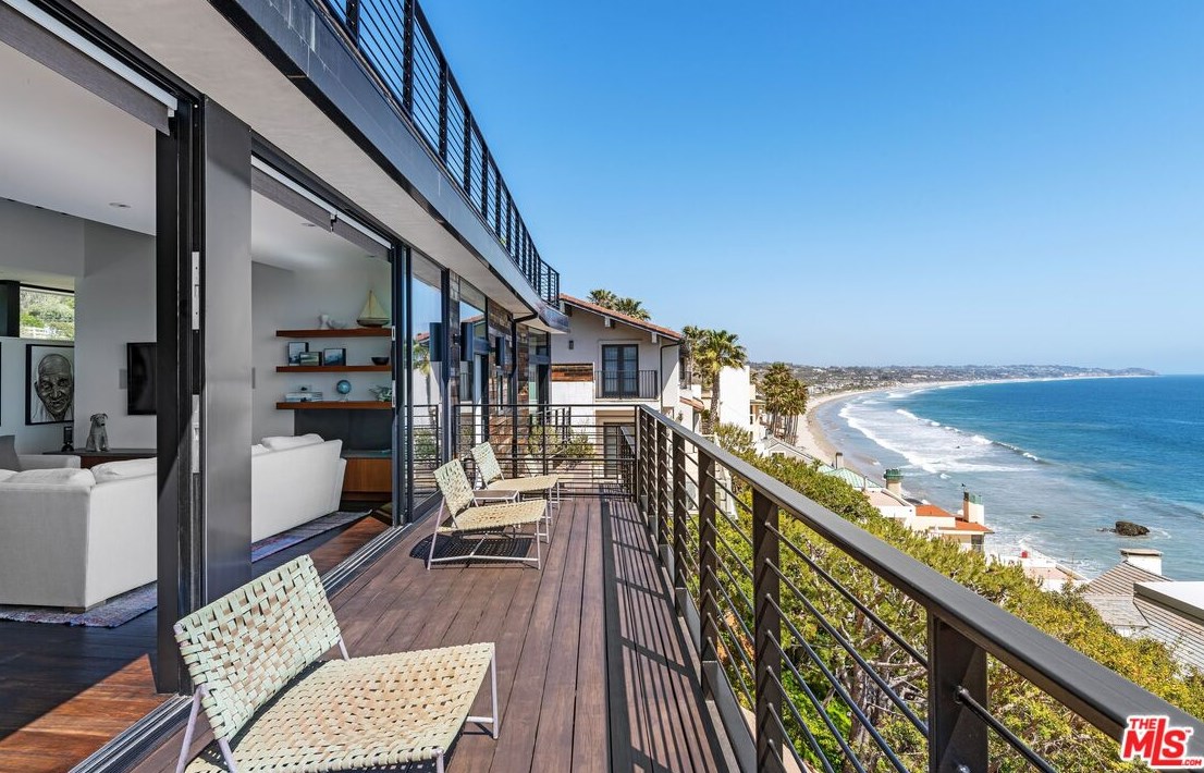 31478 Broad Bch Rd, Malibu CA  90265-2669 exterior