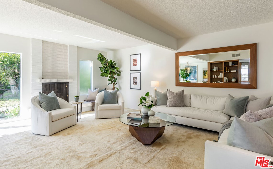 3803 Castlerock Rd, Malibu, CA 90265
