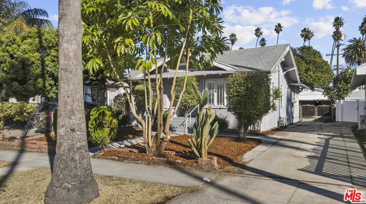 4816 Van Ness Ave, Los Angeles, CA 90062-2148
