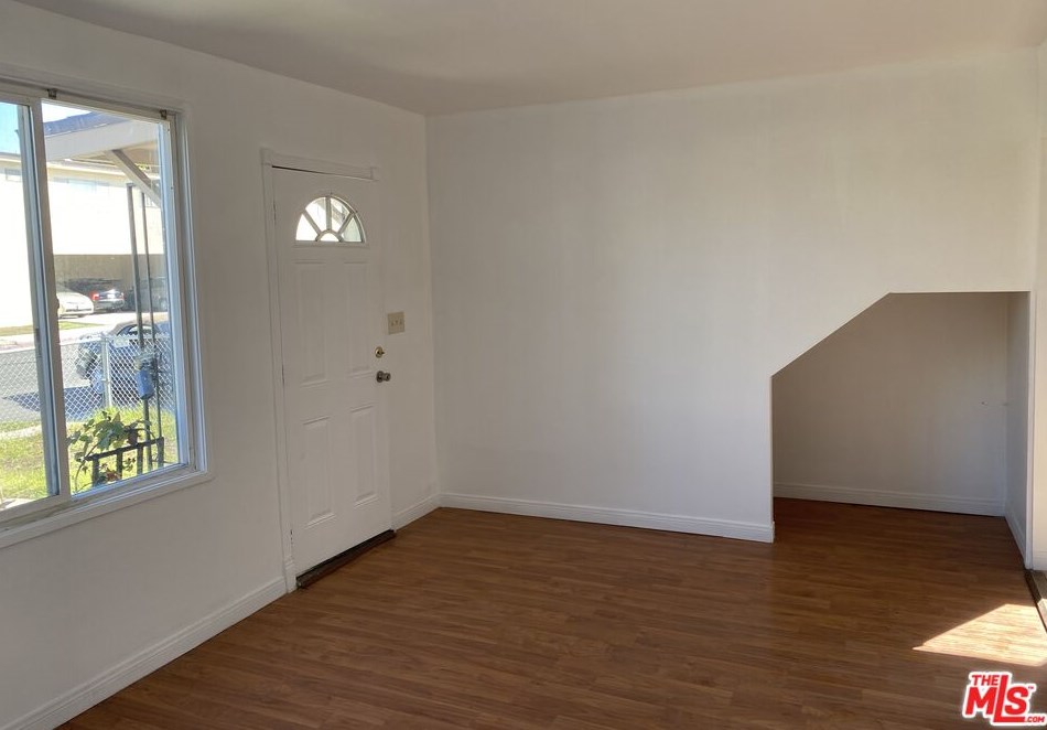 3843 Wade St, Los Angeles CA  90066-4203 exterior