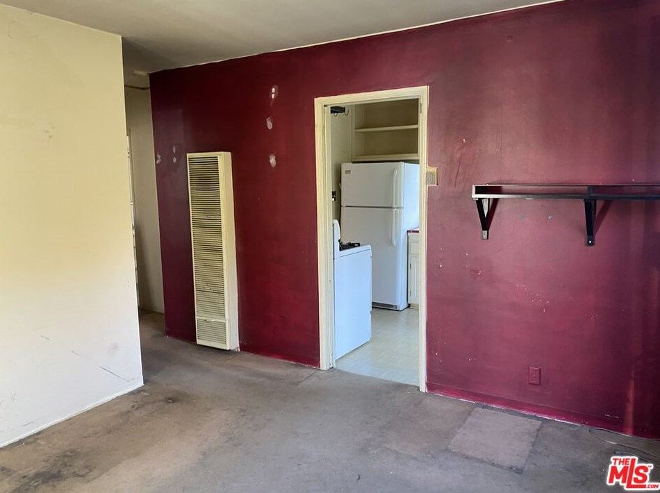 3843 Wade St, Los Angeles CA  90066-4203 exterior