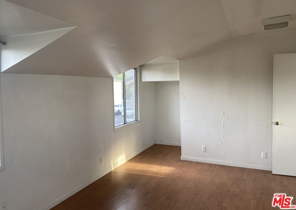 3843 Wade St, Los Angeles CA  90066-4203 exterior