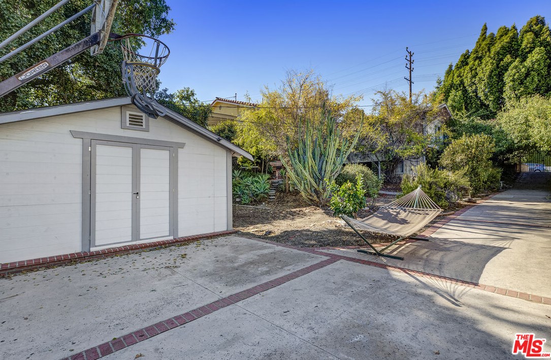 4444 Ellenwood Dr, Los Angeles CA  90041-2623 exterior