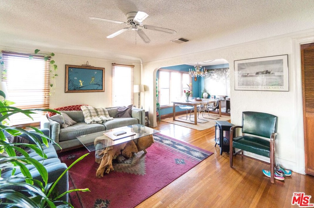 4334 Finley Ave, Los Angeles CA  90027-2812 exterior