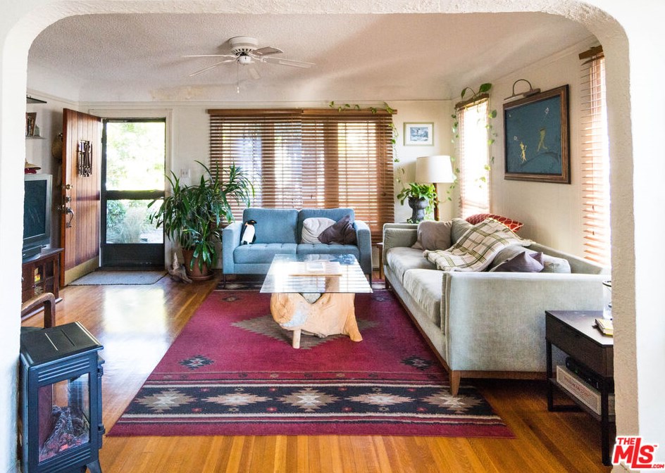 4334 Finley Ave, Los Angeles CA  90027-2812 exterior