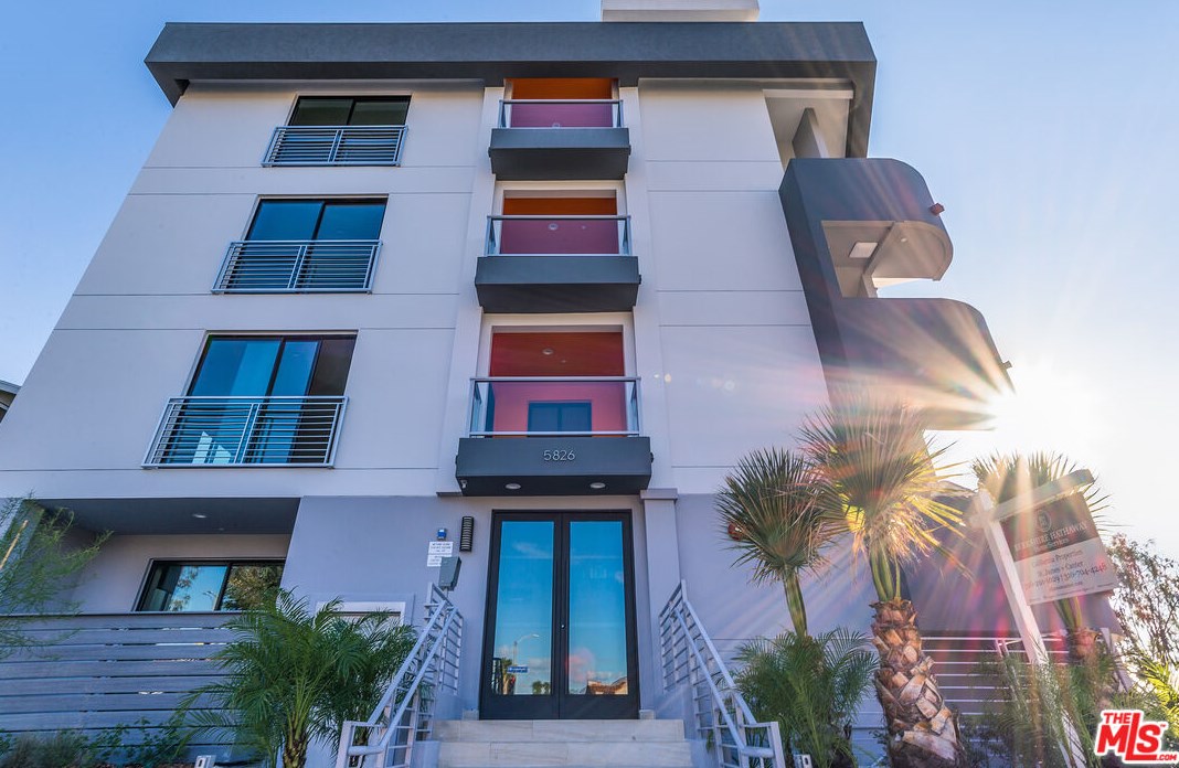 5826 Olympic Blvd, Los Angeles, CA 90022-5229