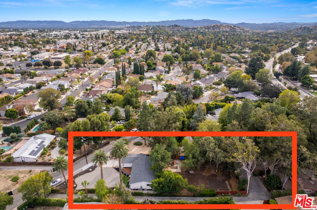 10509 Andora Ave, Chatsworth CA  91311-2004 exterior