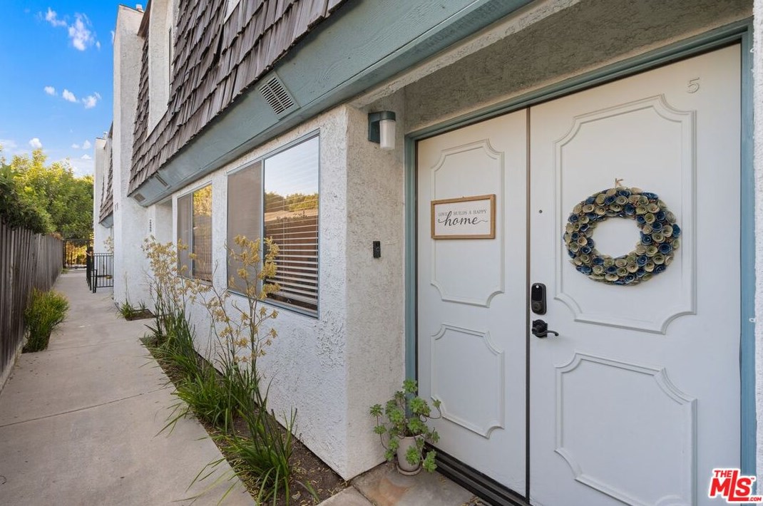 2337 Oak St Apt 5, Santa Monica, CA 90405