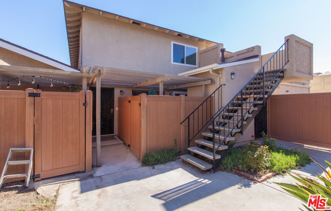 12524 Cuesta Dr, Artesia, CA 90703