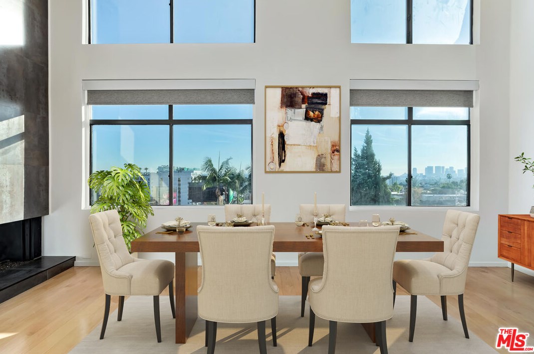 1133 N Clark St #303, Los Angeles, CA 90069