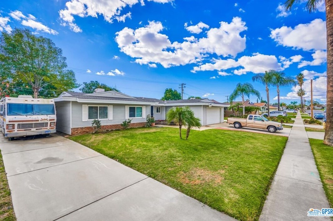 393 E Virginia St, Rialto, CA 92376