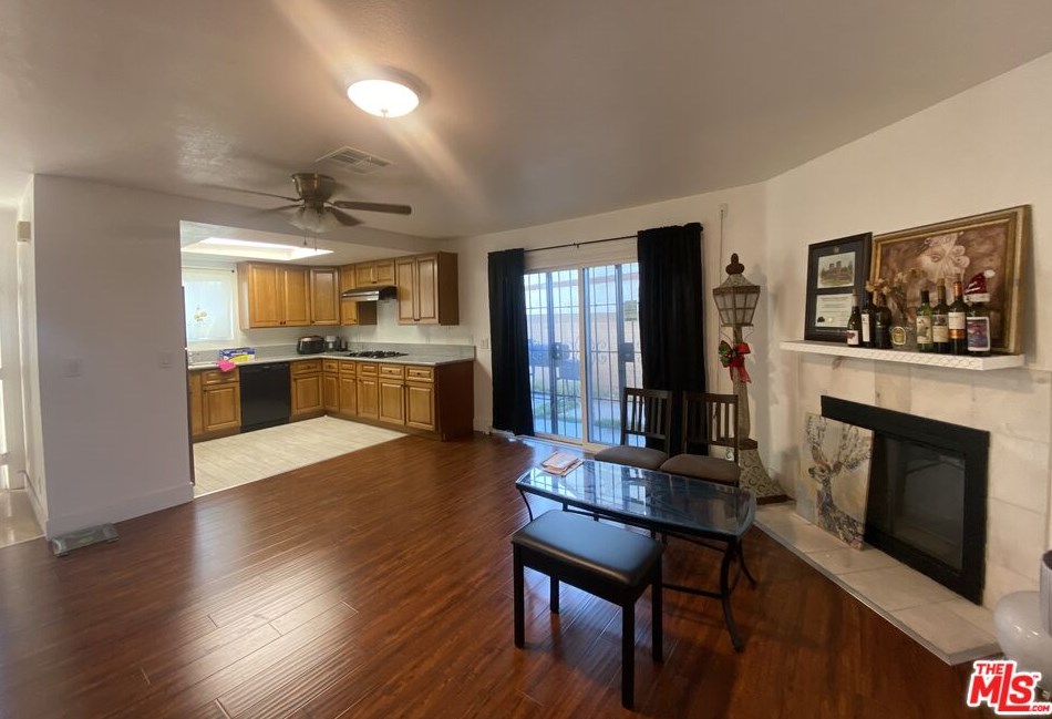 604 Dudley St, Pomona, CA 91768-2127