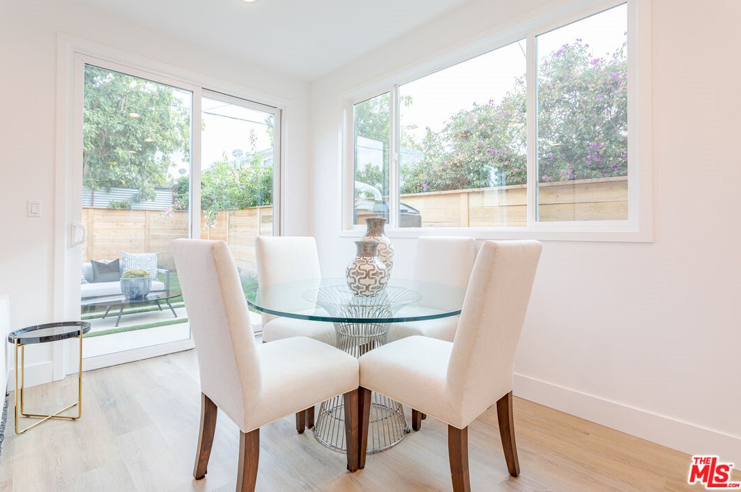 1752 Marvin Ave, Los Angeles CA  90016-1110 exterior