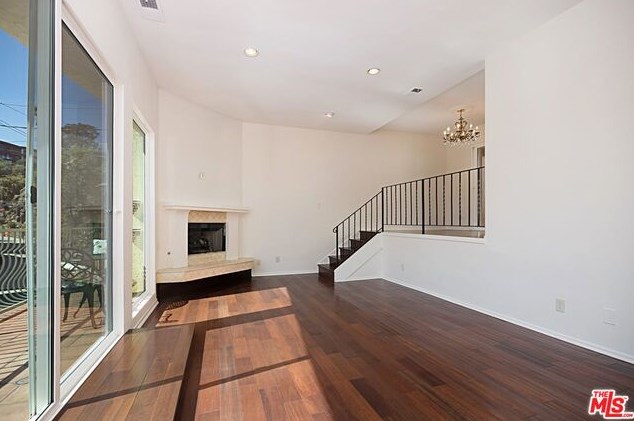 7037 Pacific View Dr, Los Angeles CA  90068-2037 exterior