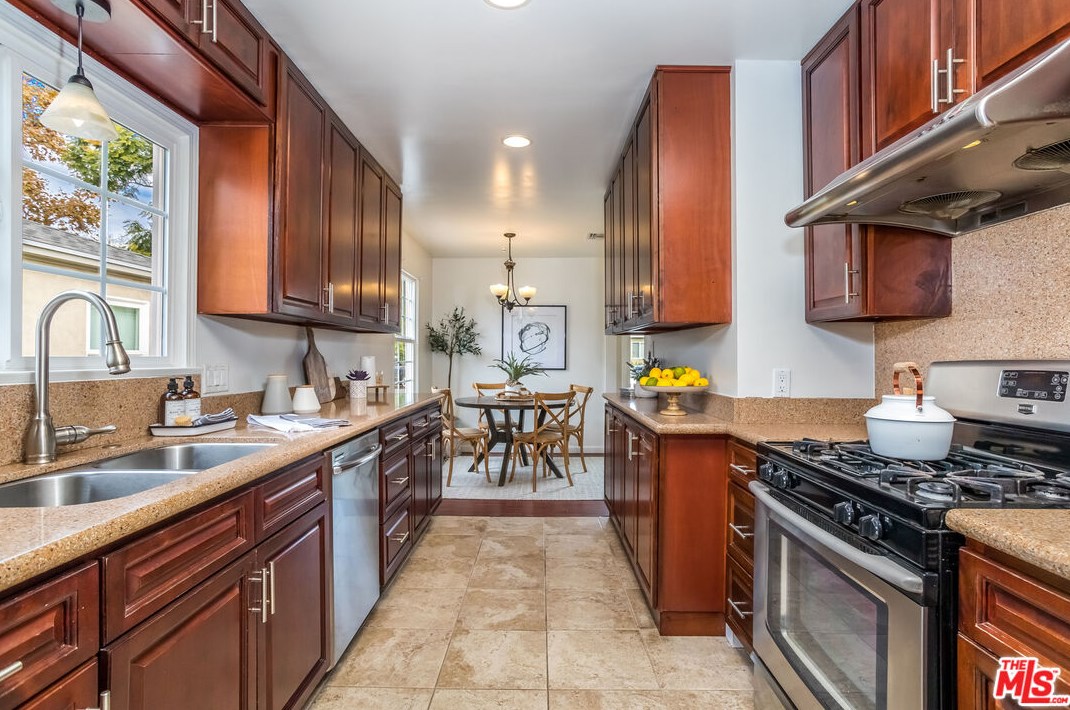 4921 Imlay Ave, Los Angeles CA  90230-5205 exterior