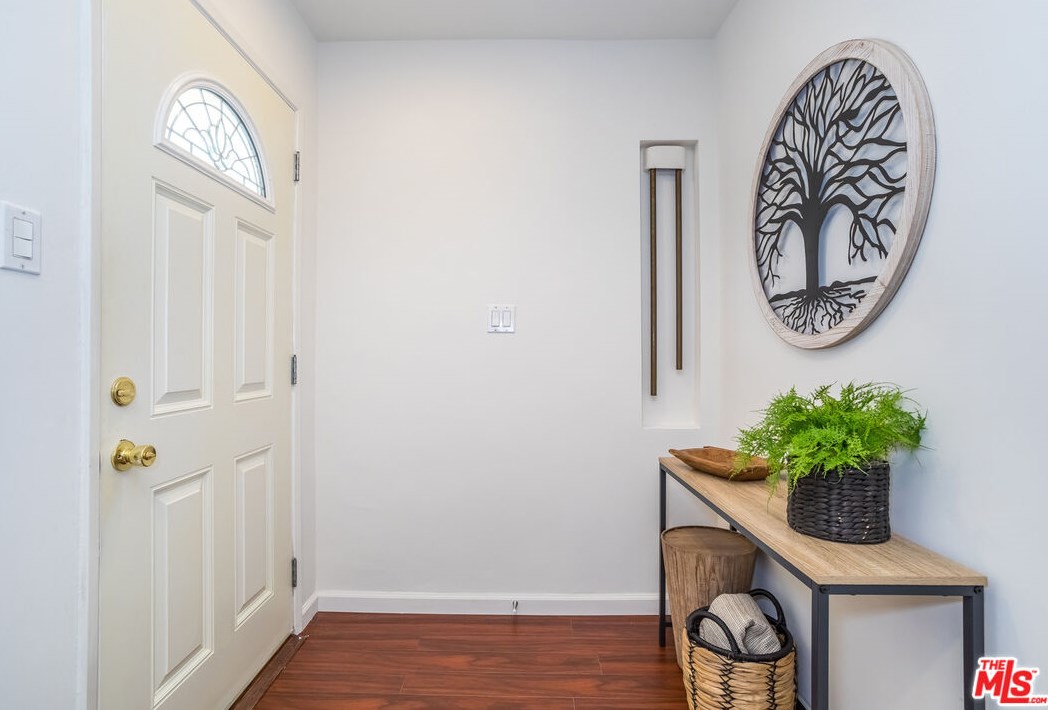 4921 Imlay Ave, Los Angeles CA  90230-5205 exterior