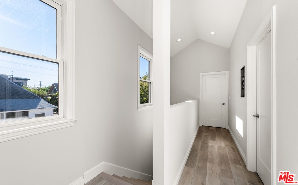 1024 21st St, Los Angeles CA  90007-1856 exterior