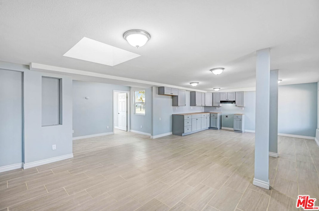 16581 Soledad Dr, Apple Valley, CA 92307