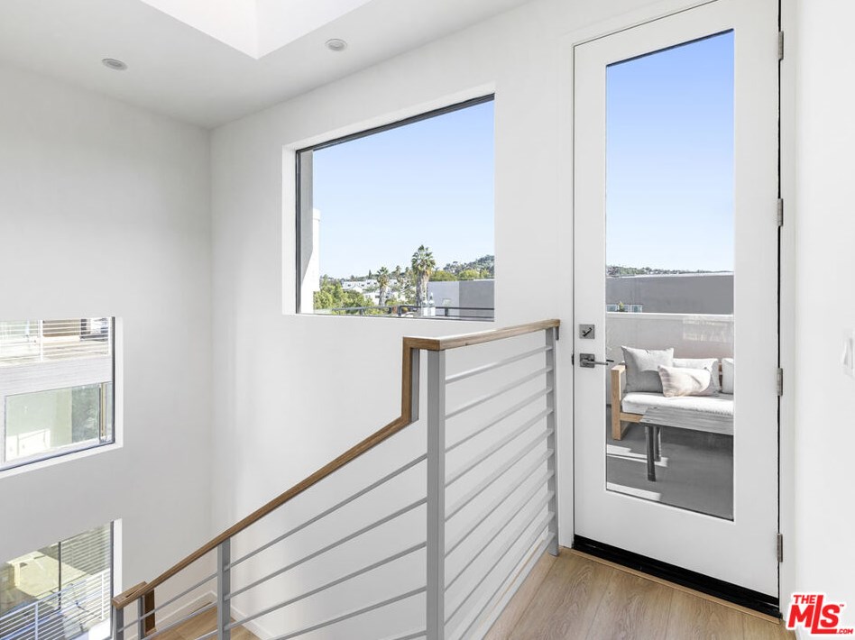 3409 Fletcher Dr, Los Angeles CA  90065-2955 exterior