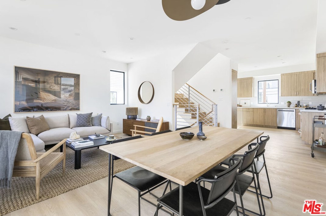 3409 Fletcher Dr, Los Angeles CA  90065-2955 exterior