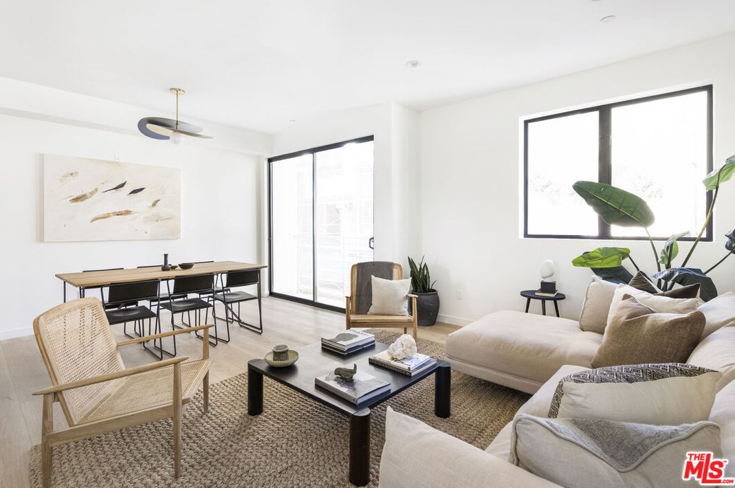 3409 Fletcher Dr, Los Angeles CA  90065-2955 exterior