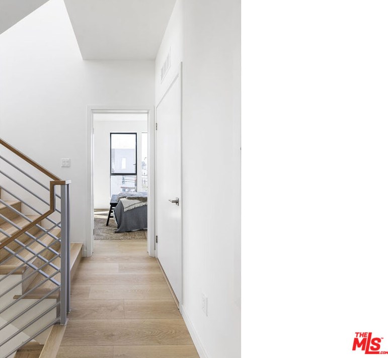 3411 Fletcher Dr, Los Angeles CA  90065-2955 exterior