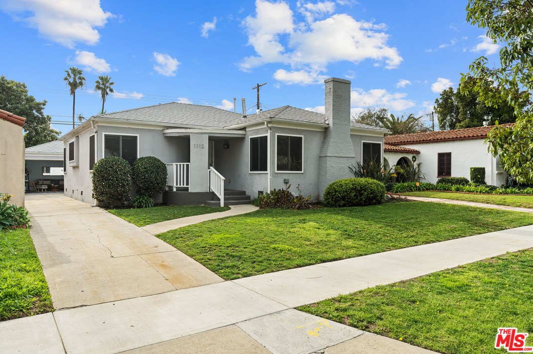 1112 79th St, Los Angeles, CA 90044-3508