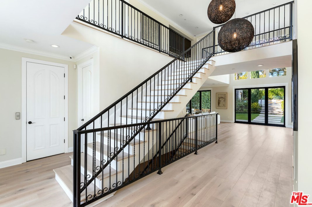 10259 Monte Mar Dr, Los Angeles CA  90064-3426 exterior
